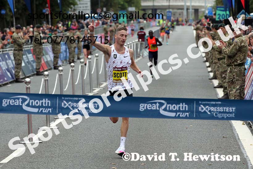 Mens Great North Run. Photo: David T. Hewitson/Sports for All Pics